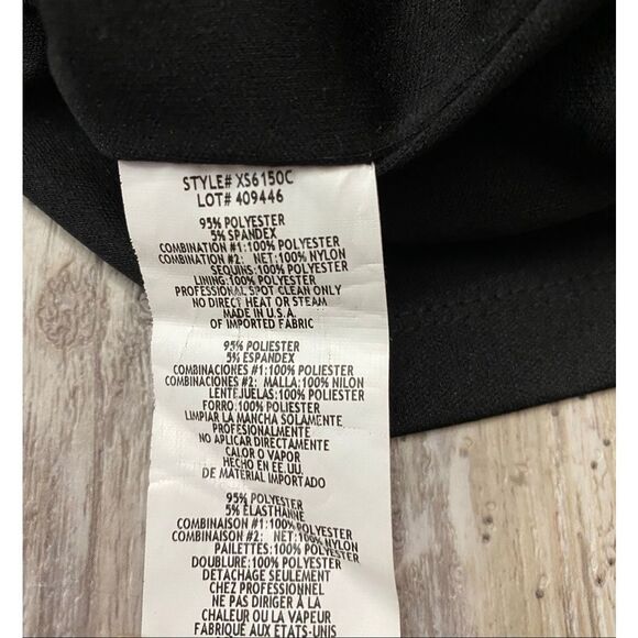 Cache’ Black Sequin Holiday Party Cape Mini Dress Sz 2 - Picture 5 of 5